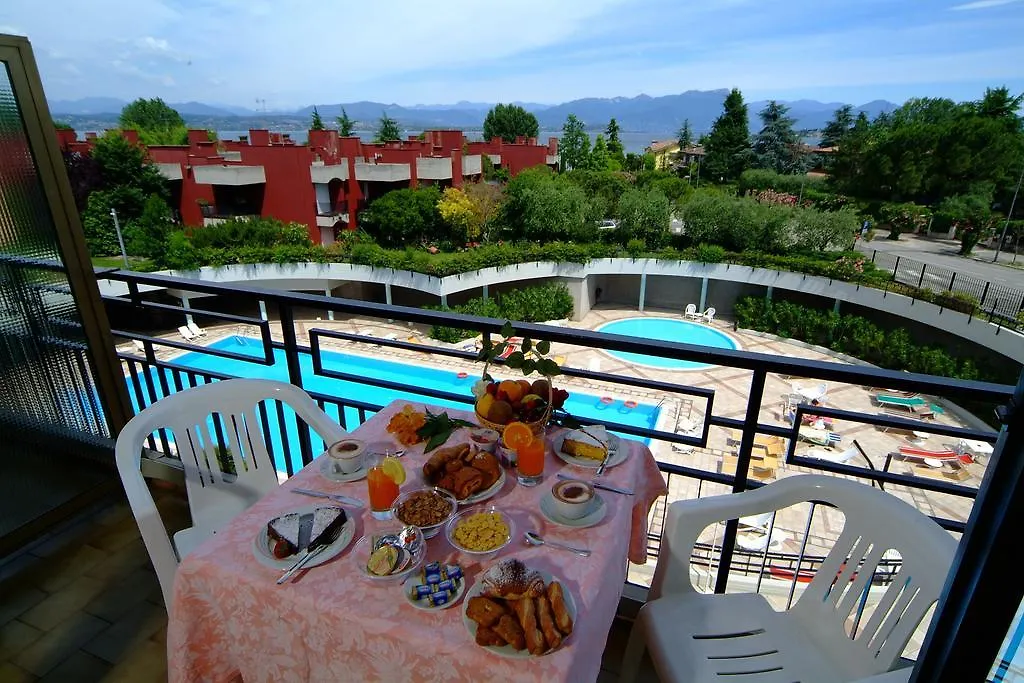 Hotel Residence Holiday Sirmione 3*,